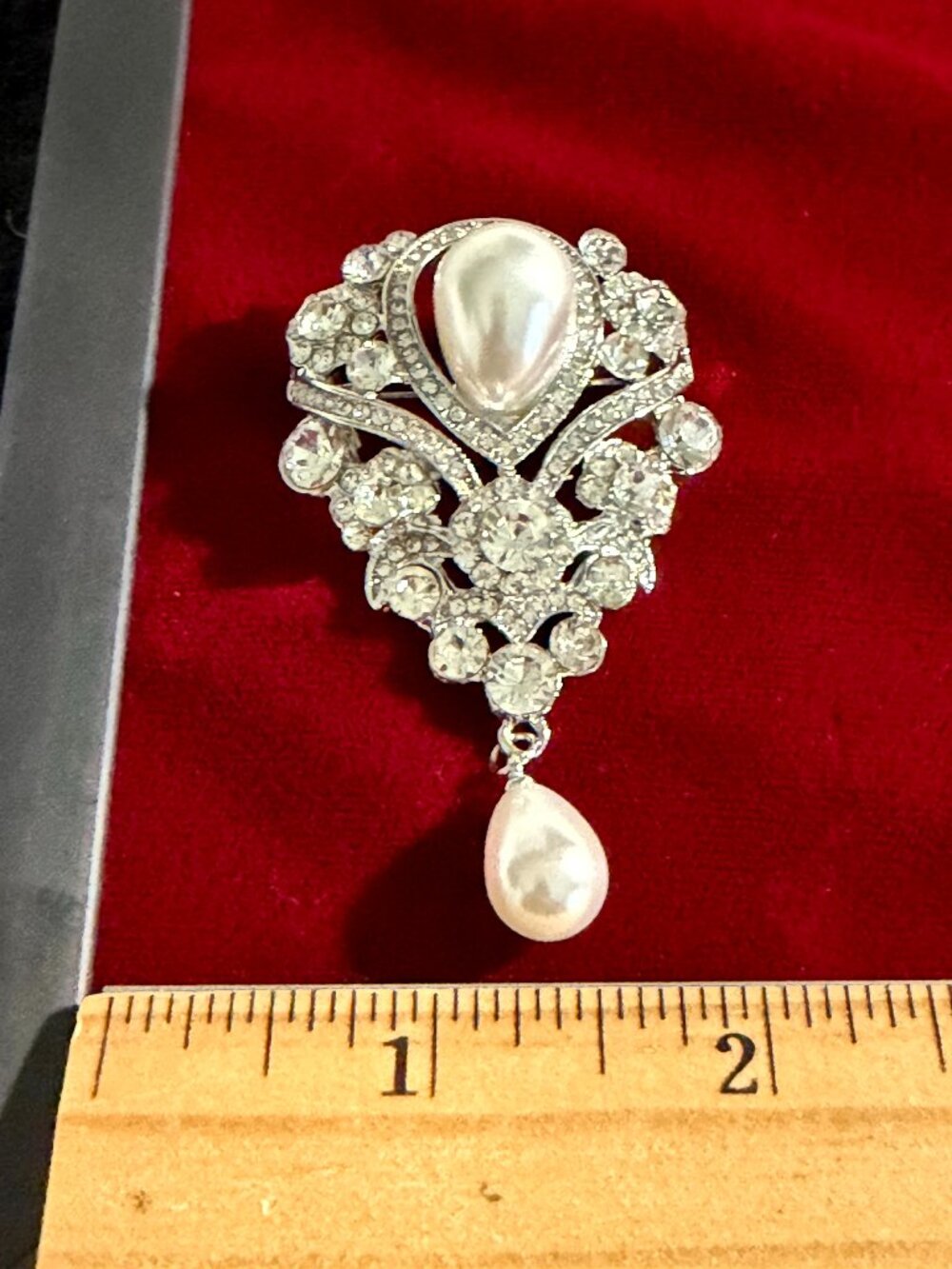 Vintage Style Silver Tone Rhinestone and Faux Pearl Teardrop Brooch